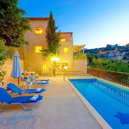 Star By Leaderstay Villa